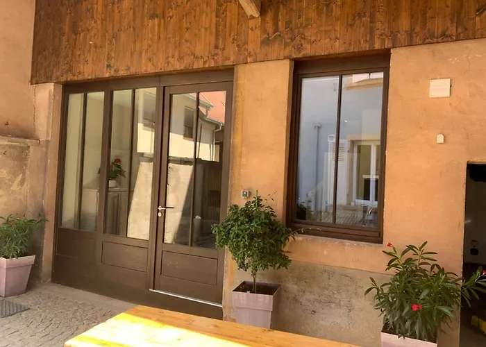 La Grange A Emile Tatil Evi *